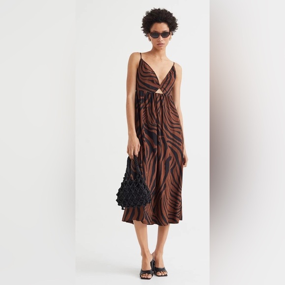H&M V-neck drawstring brown zebra dress Sz XS - Picture 1 of 5